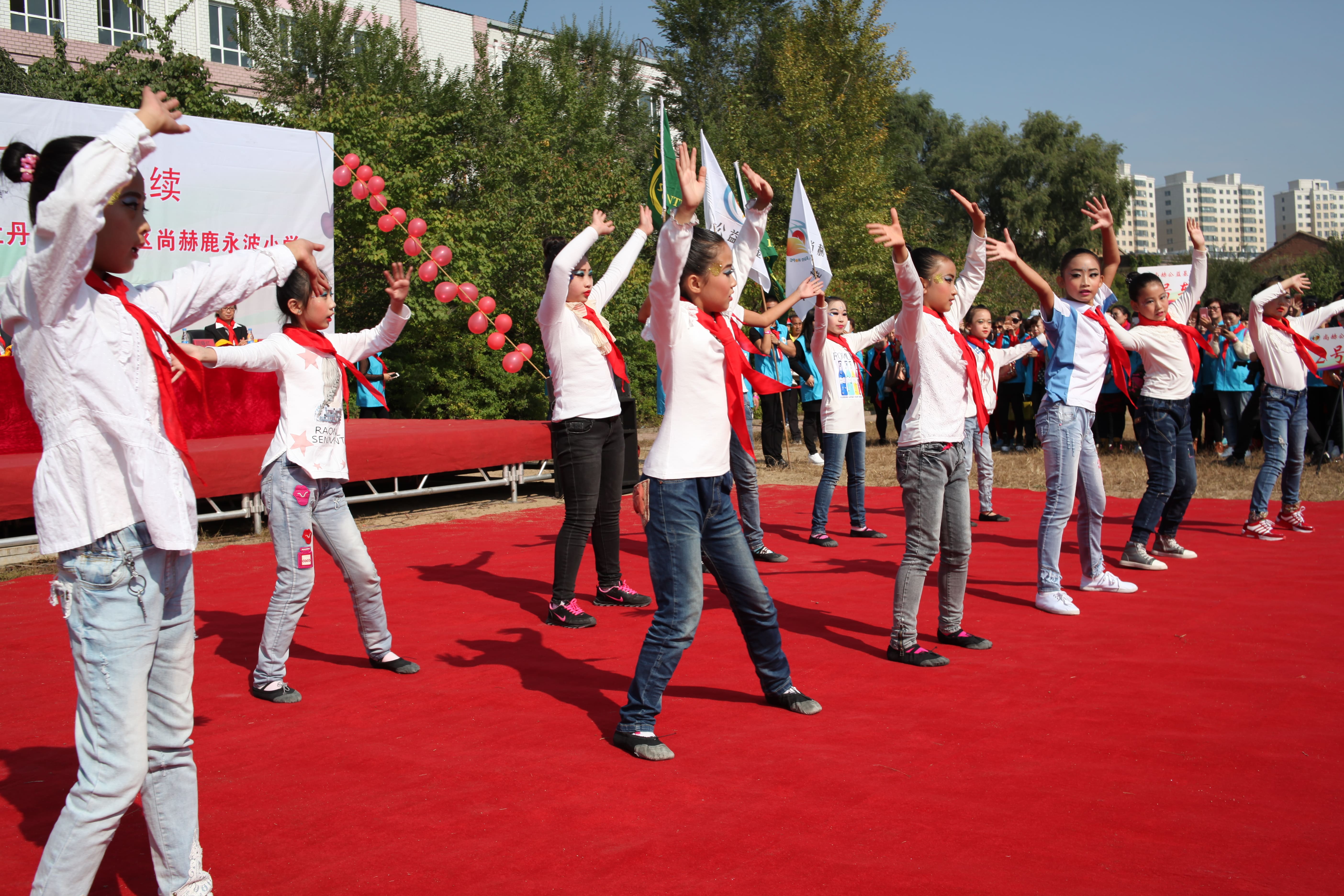 第64所 牡丹江市爱民区mk体育（mksports集团）股份公司鹿永波小学