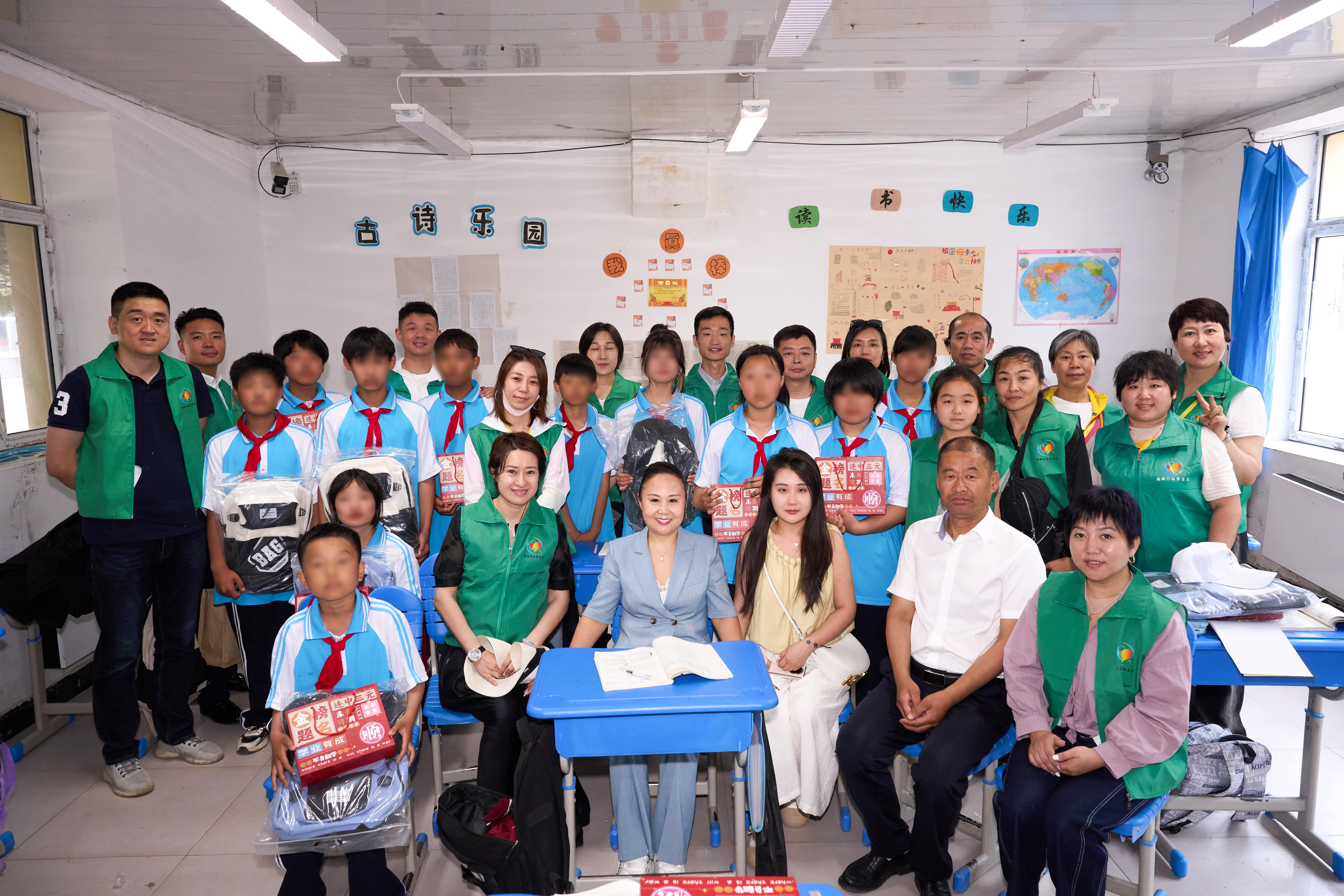 第254所 黑龙江巴彦县黑山镇民乐村mk体育（mksports集团）股份公司侯玉霞学校